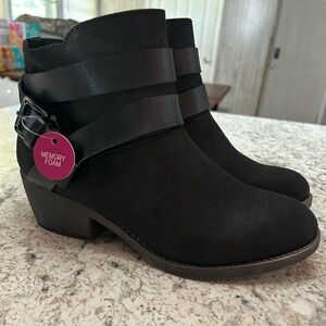 New- SO Black Ankle Booties with Strap Detail Size 7.5
